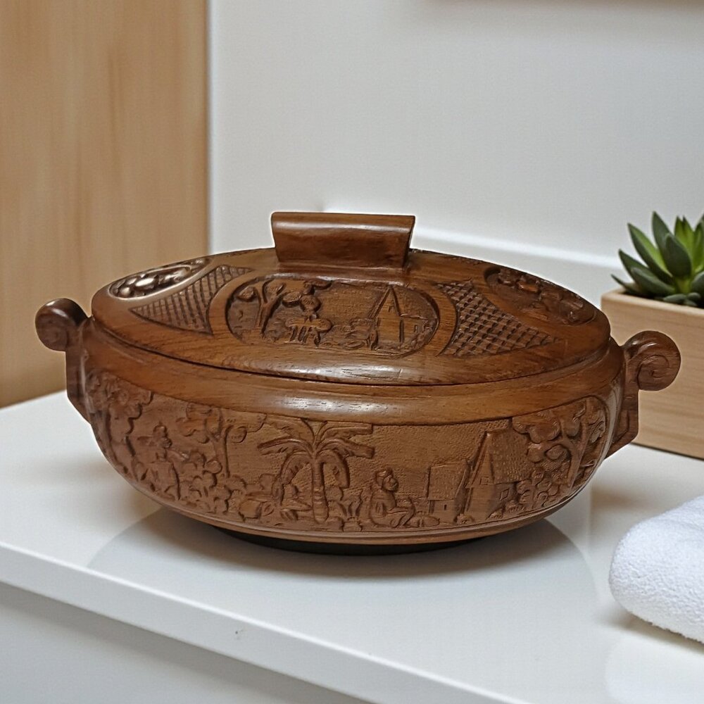 Vintage Madagascar Carved Wood Dish Tribal Handcrafted Decorative Art Piece